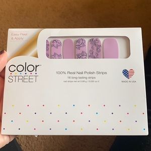 Color Street Two Strong! 💜 HTF RETIRED